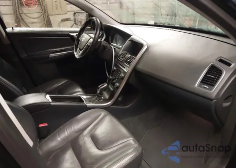 2014 Volvo Xc60 3.2 from USA, damaged, VIN YV4940DZ2E2515191